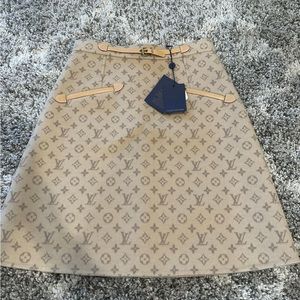 Louis Vuitton Preppy double face skirt. Sz 40